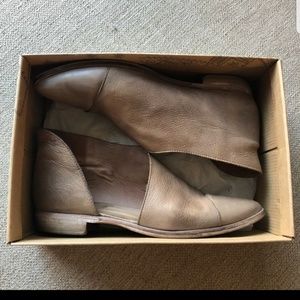 Free People Royale Flat grey leather size 41 boots